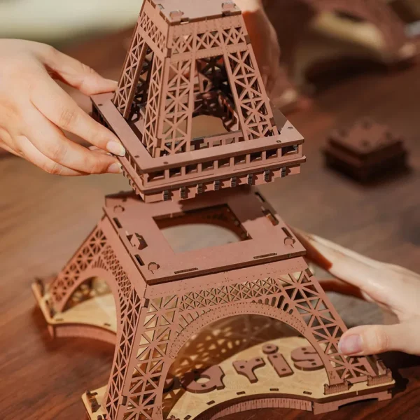 3D puzzle, filágító Eiffel.5webp Világító, 3D puzzle, Eiffel torony