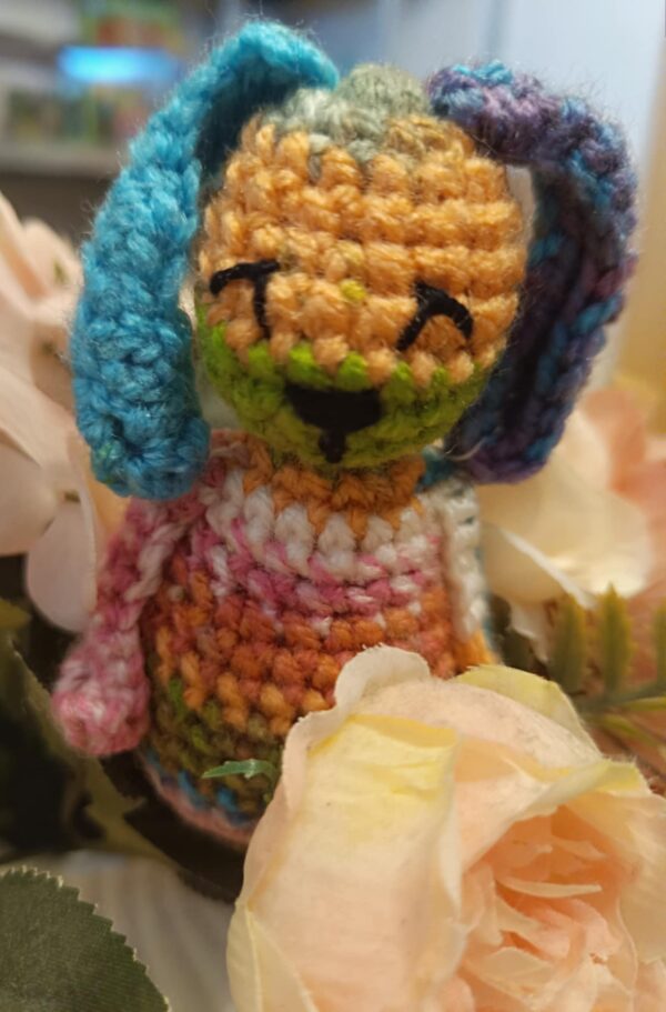 Amigurumi,Színes nyuszi figura