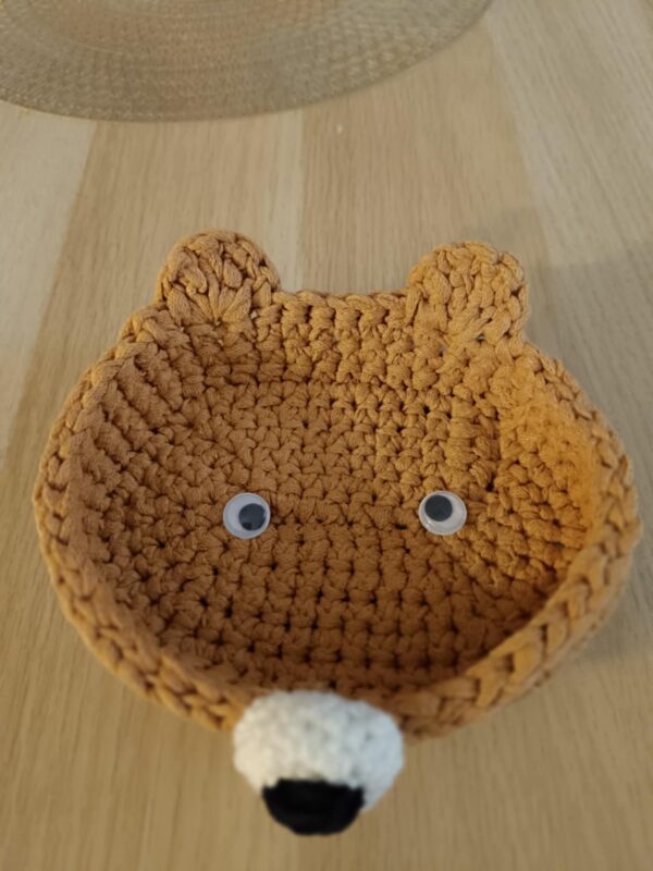 Macis laposabb fazonú kosár