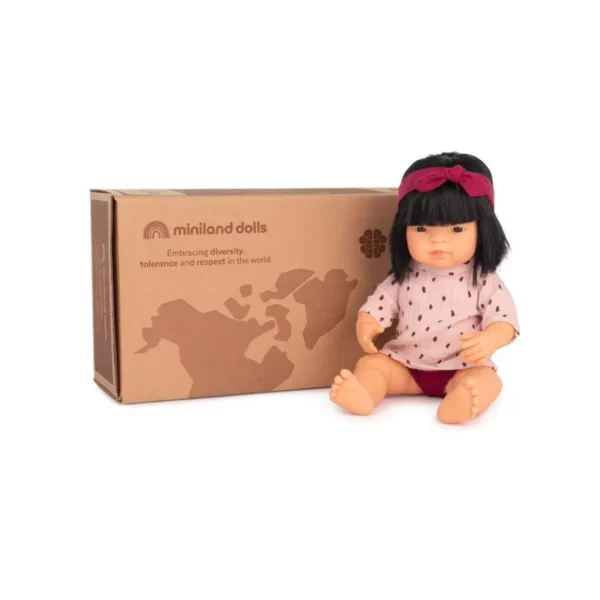Miniland,fekete hajú baba